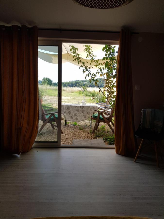 Hotel La Poussiniere à Aigueze Extérieur photo